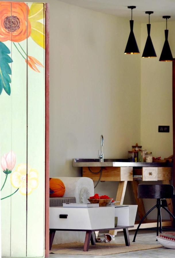 Parijat Private Pool Villa 1, 2 And 3 Bhk Udaipur Exterior foto