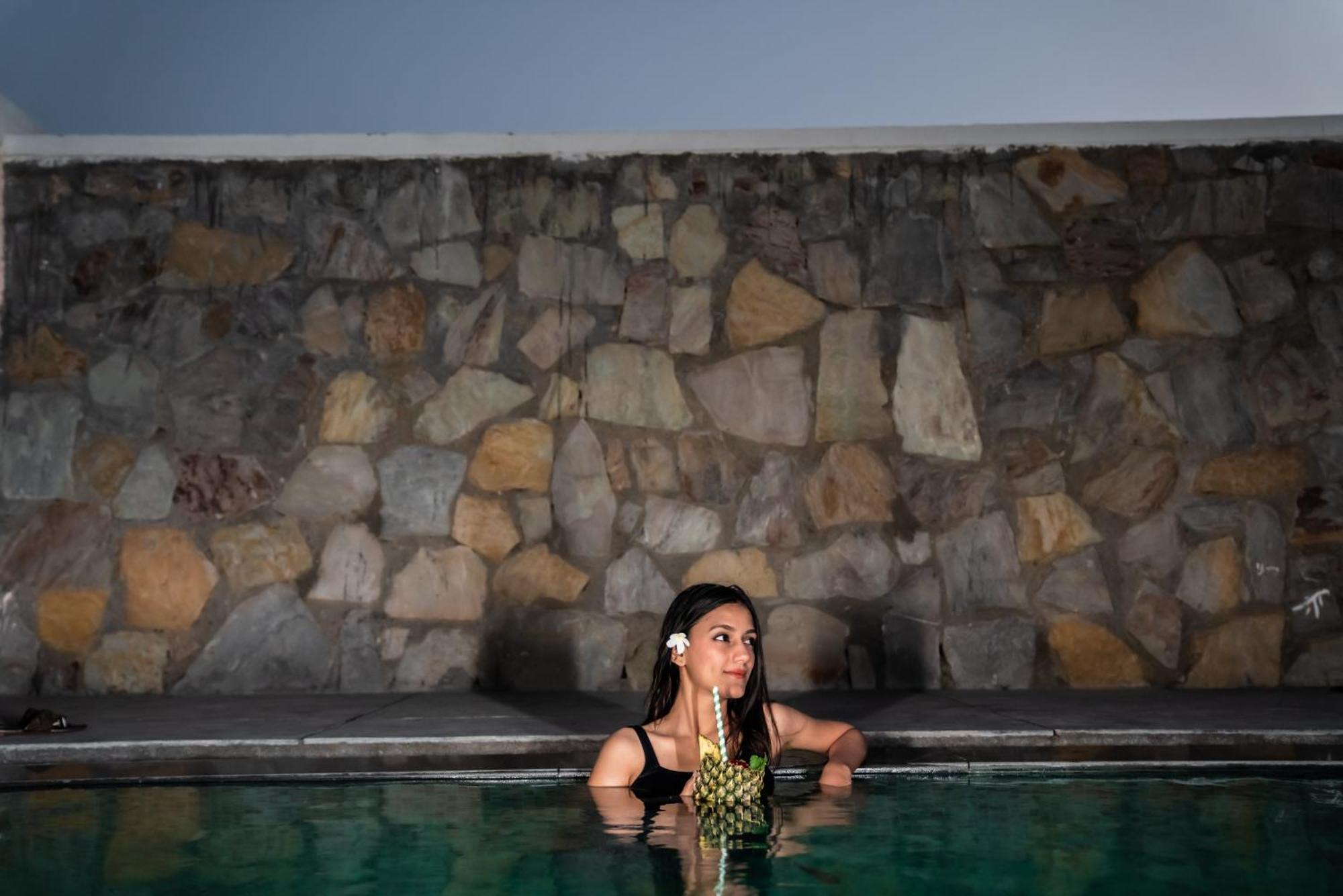 Parijat Private Pool Villa 1, 2 And 3 Bhk Udaipur Exterior foto